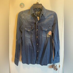 Nwt Zara Denim Shirt with Floral Embroidery size s cotton
